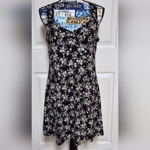 Wallflower Sleeveless Women's Dress Black & Cream Floral Large Above Knee Length
